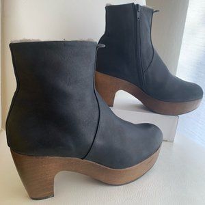 COCLICO Tau Shearling Clog Boot - Size 7 / 38